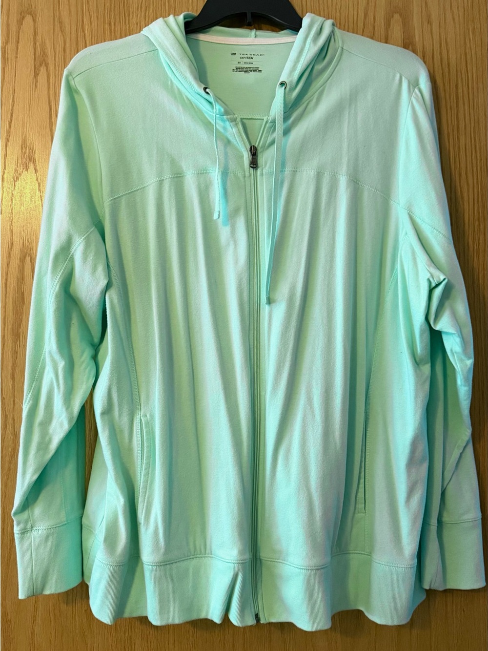 3X Tek gear Women's Mint green Zip-Up Hooded Jacket Excellent condition, pockets